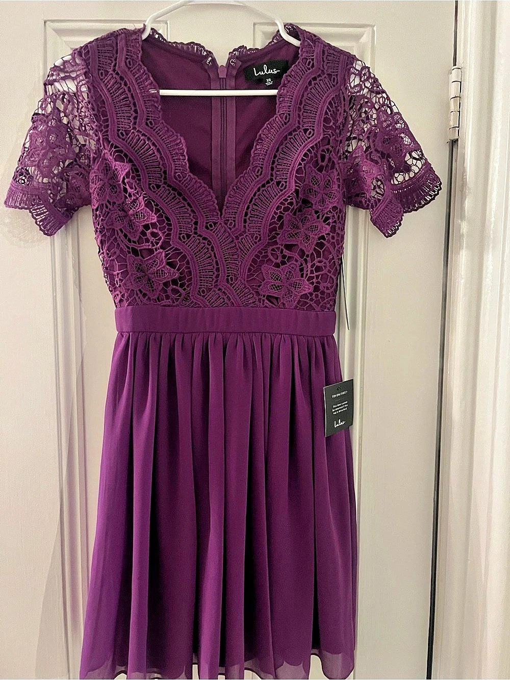 Lulus Lace Midi Dress in Purple Size XS